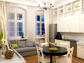 Отель Exclusive Old Town Apartment by Renters  Вроцлав